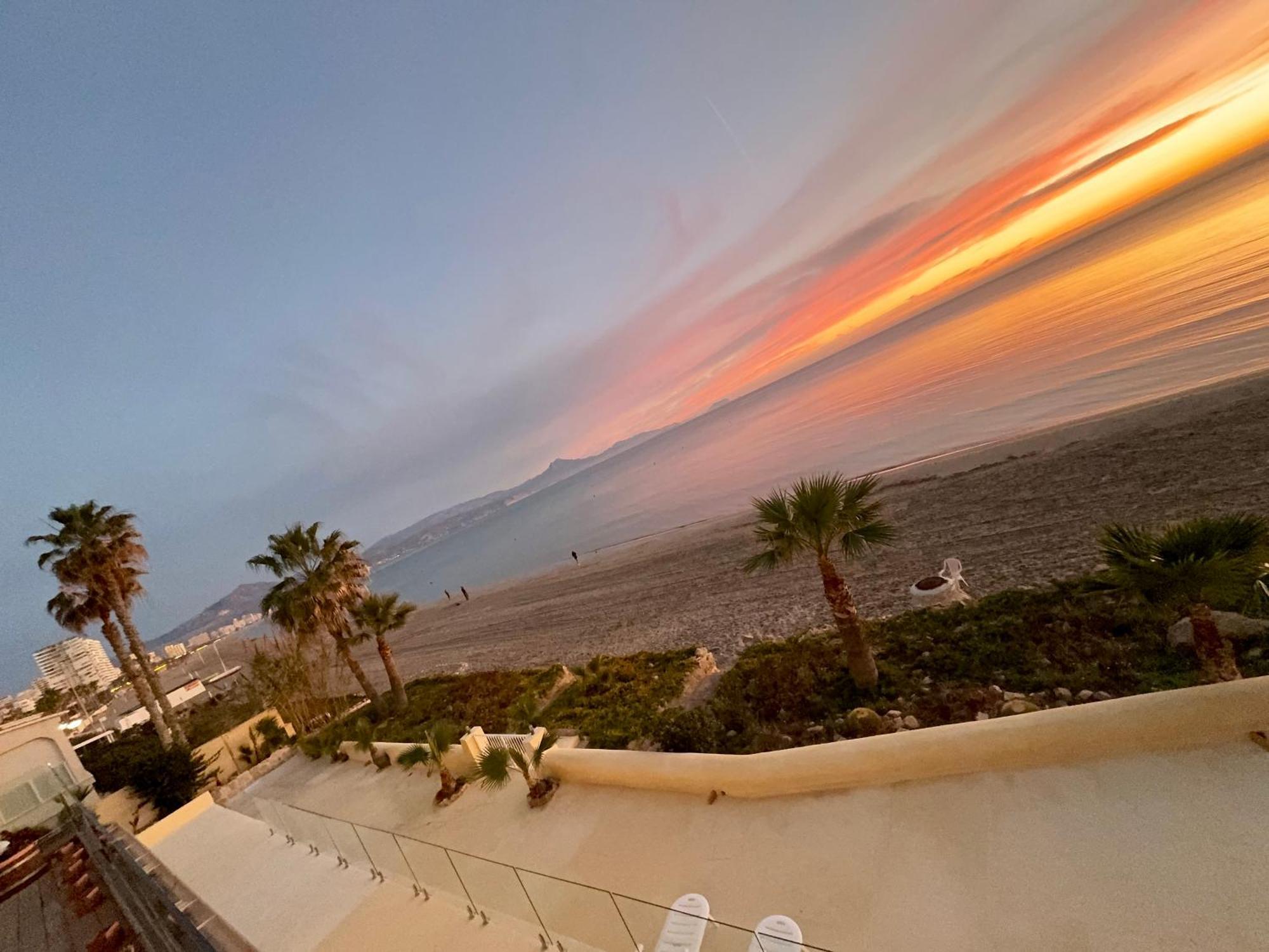 Espectacular Apartamento A Pie De Playa En Chalet Roquetes 알리칸테 외부 사진