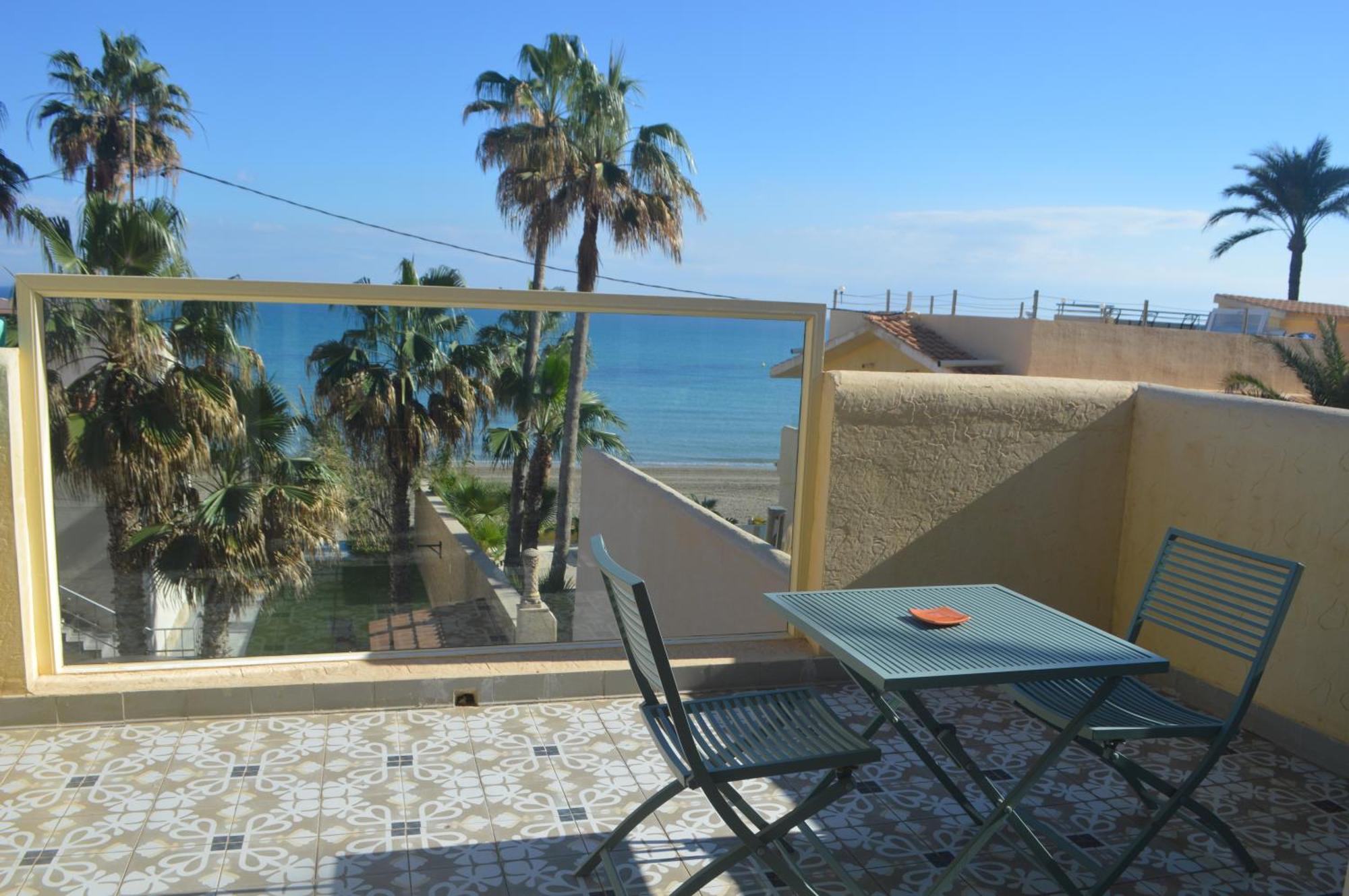 Espectacular Apartamento A Pie De Playa En Chalet Roquetes 알리칸테 외부 사진