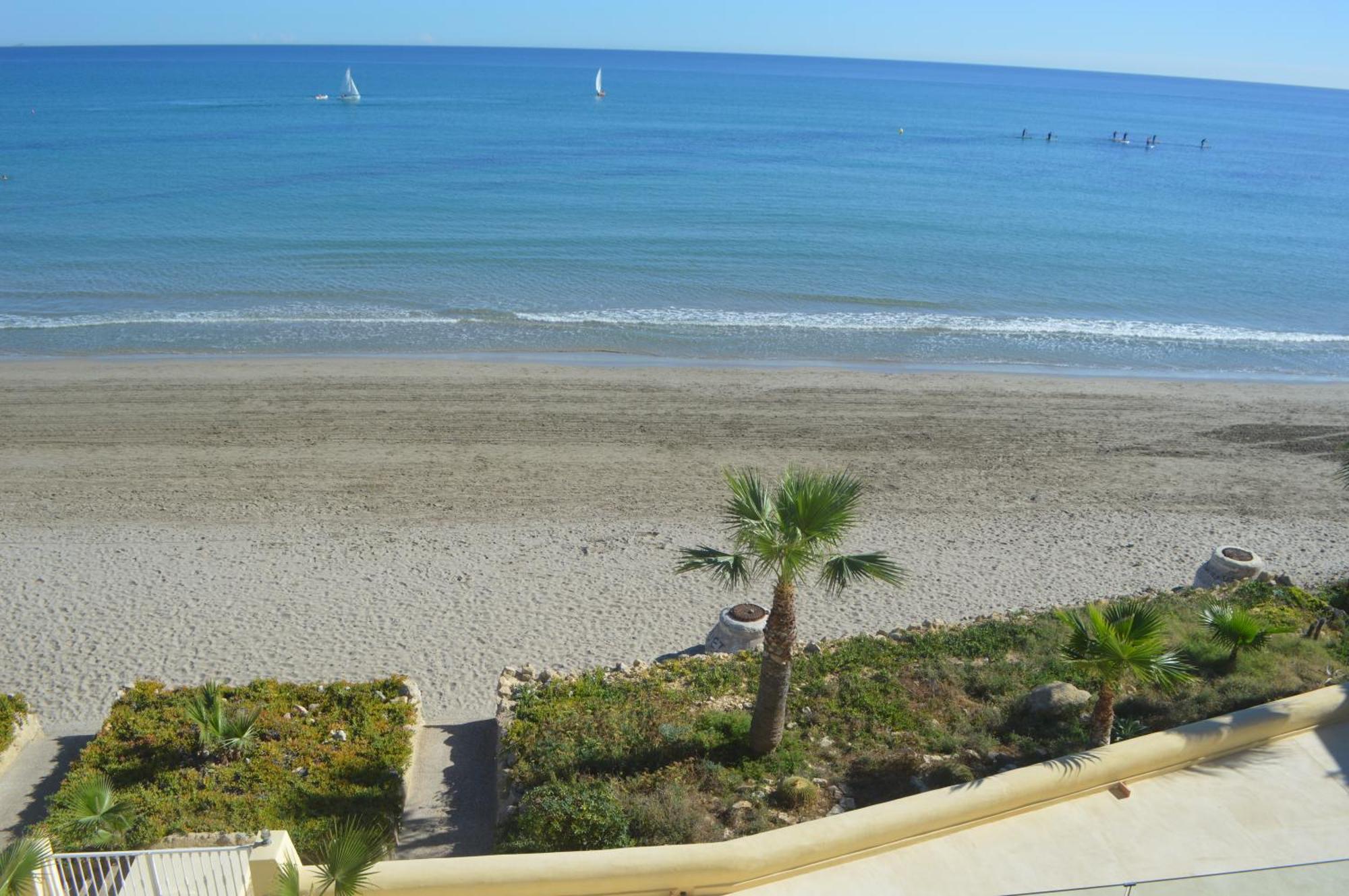 Espectacular Apartamento A Pie De Playa En Chalet Roquetes 알리칸테 외부 사진