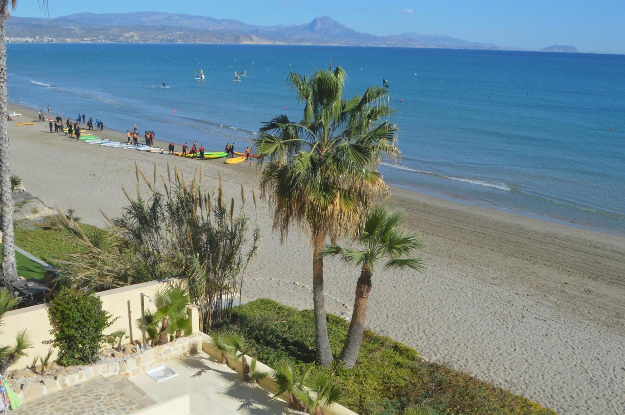 Espectacular Apartamento A Pie De Playa En Chalet Roquetes 알리칸테 외부 사진