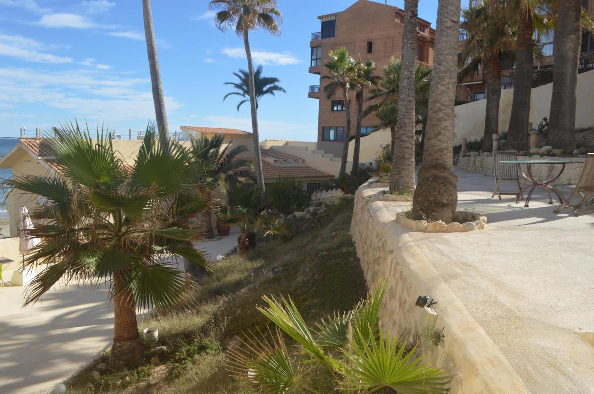 Espectacular Apartamento A Pie De Playa En Chalet Roquetes 알리칸테 외부 사진
