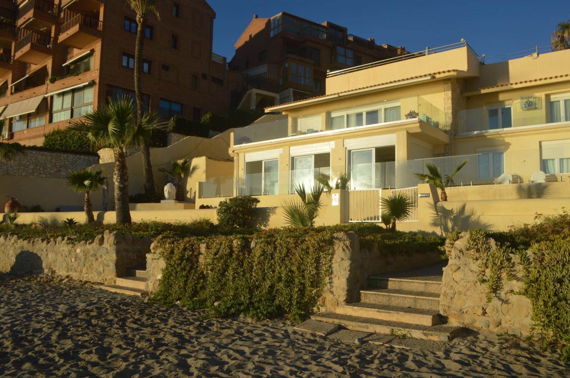 Espectacular Apartamento A Pie De Playa En Chalet Roquetes 알리칸테 외부 사진